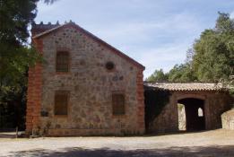 Casa forestal de Castellfollit 1