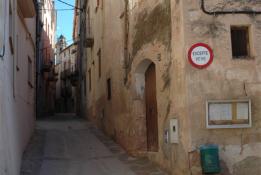 Portal de Baix 1