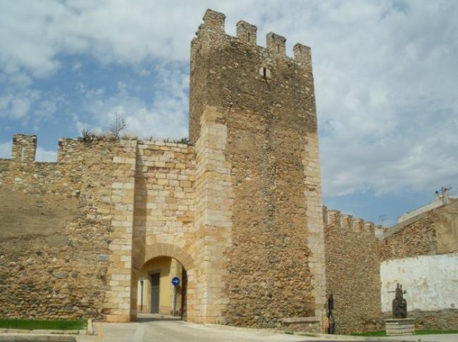 Portal del Castlà o de Barcelona 1