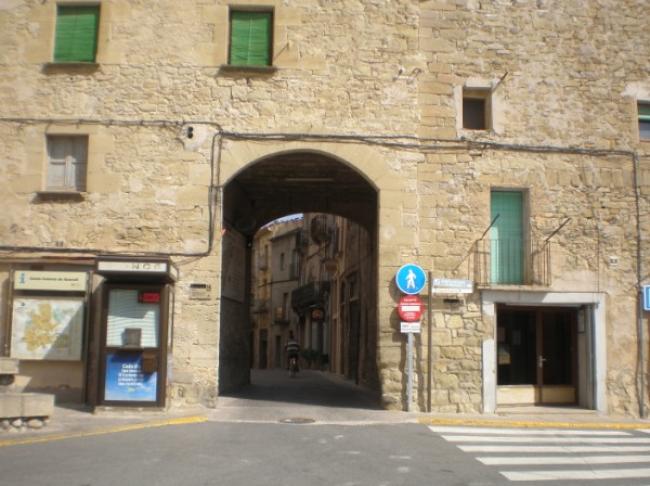 Portal de Santa Coloma 1