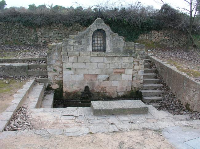 Font de l'ermita dels Sants Metges 1